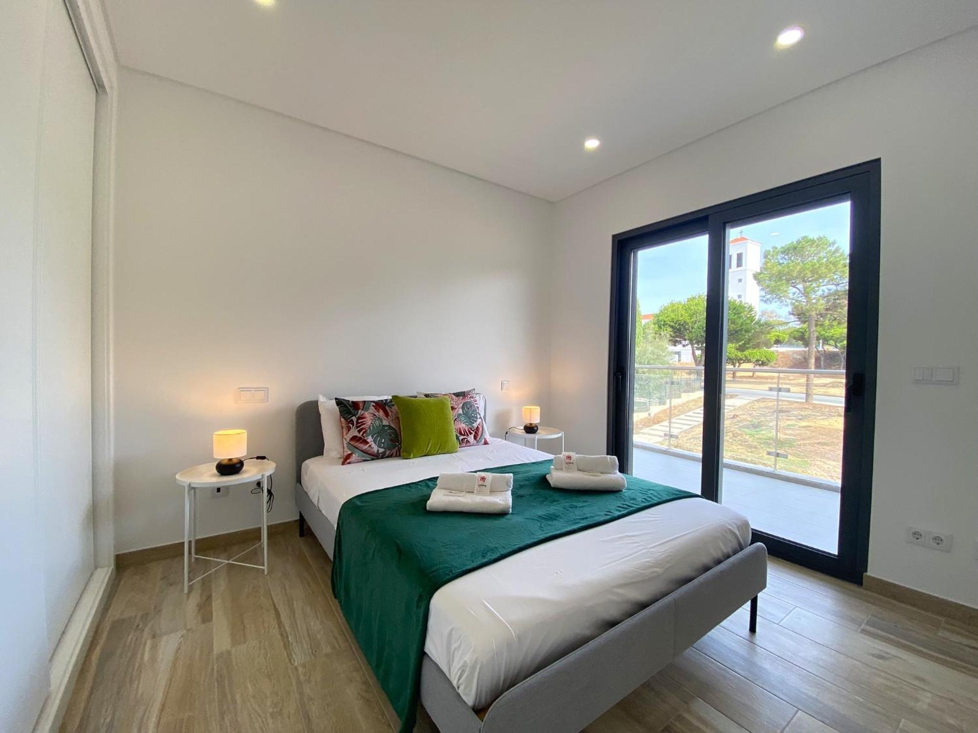Quarteira Modern By Homing Apartment Luaran gambar